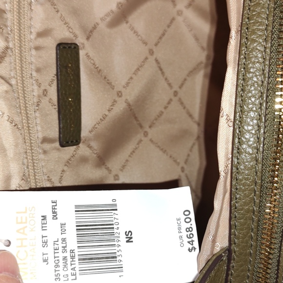 Michael Kors Shoulder Green Pebbled Leather Tote - Picture 4 of 11